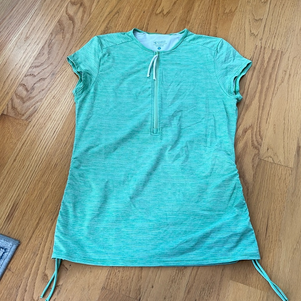 Carve Designs Dawson Rashguard Top Medium green/white striped